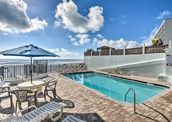 Airy Oceanfront Condo: Steps To Daytona Beach