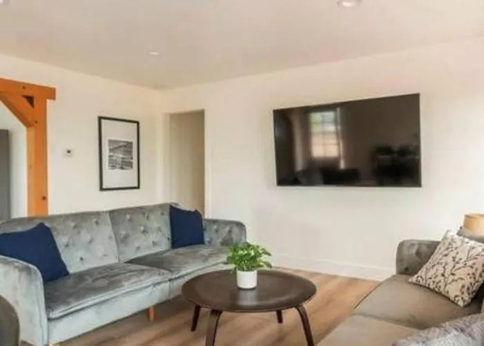 30 Pct Off! Malibu Villa, Ocean View, Beach, Hiking