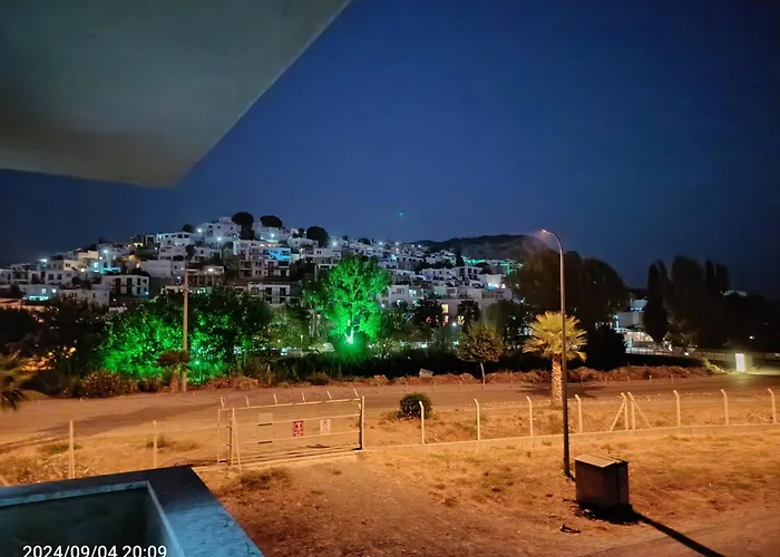 Sunset Airport Villa