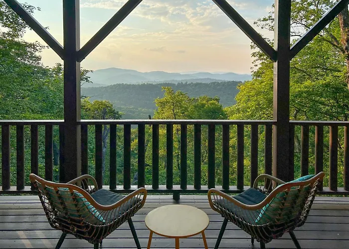 Mtn-View Blue Ridge Cabin On Over 2 Acres!