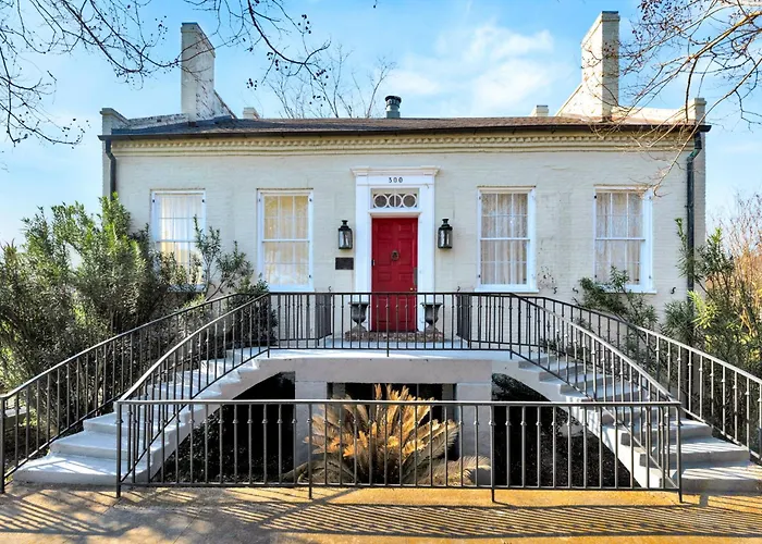 Wilkins Townhouse - 3 Bed, 3 Bath, Walk To Downtown