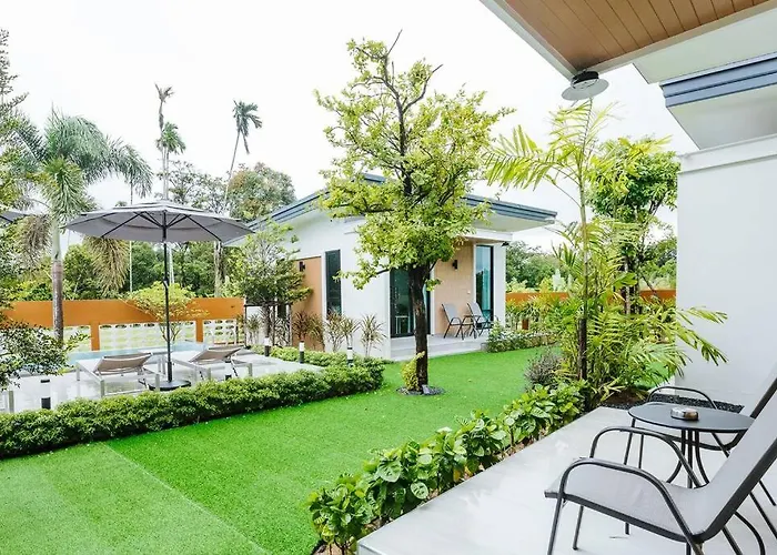 Cheeva Pool Villa Khao Lak