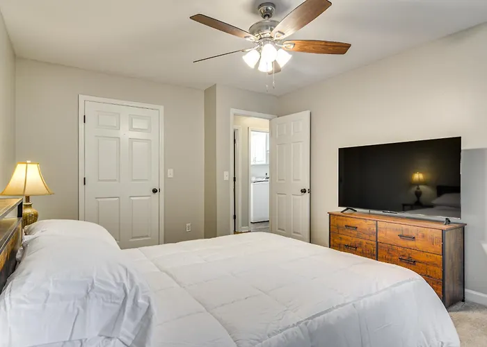 Private Yard & Deck: High Point Home Base!