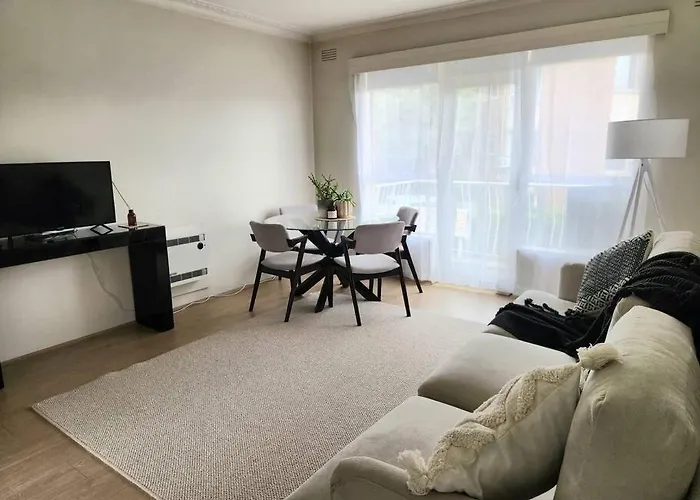 Cosy & Convenient Williamstown