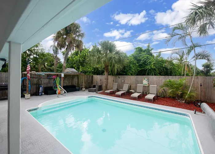 Sunny - Pool - Close To Beach - Fishing - Boat Ramp