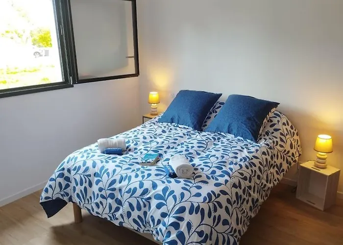 Maison Familiale, Confortable, Au Coeur Du Village