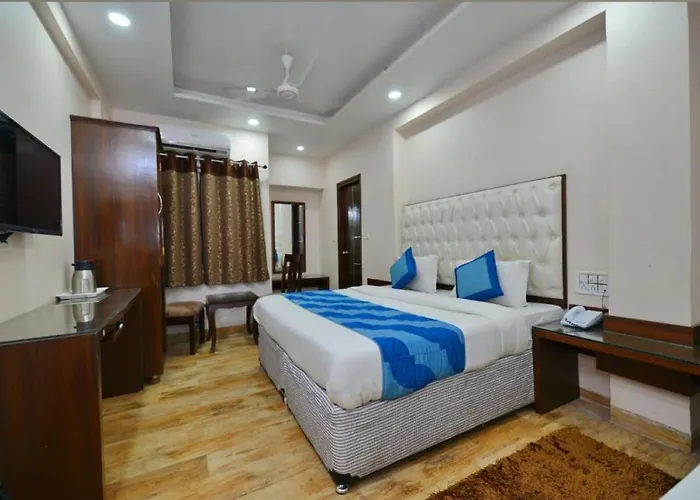 A1Rooms By Family Stay Hotel