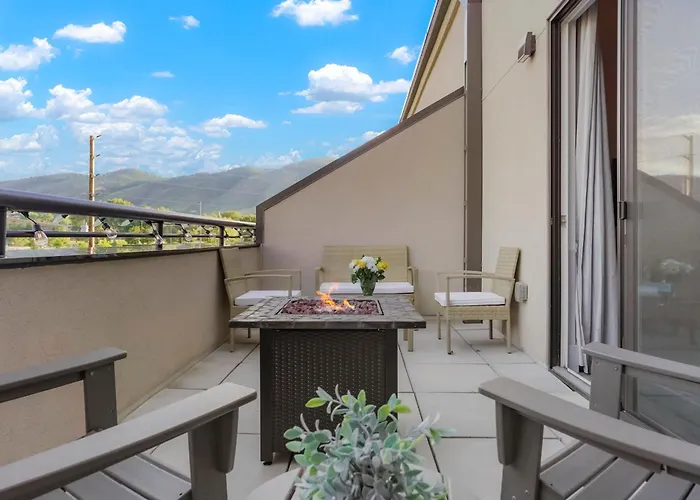 Golden Condo Patio With Mtn Views Walk To Dt Golden And School Of Mines