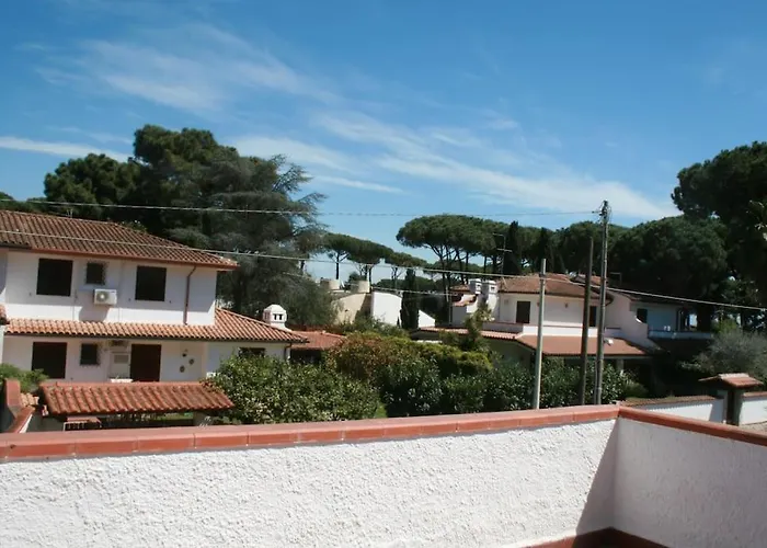 Villa Amalia - Condominium Private Beach