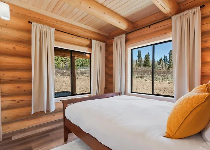 Colorado Log Cabin Near Breckenridge & Fairplay