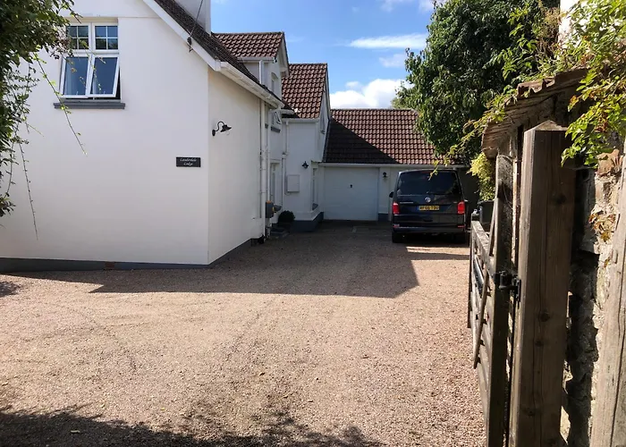 Lauderdale Lodge Barnstaple