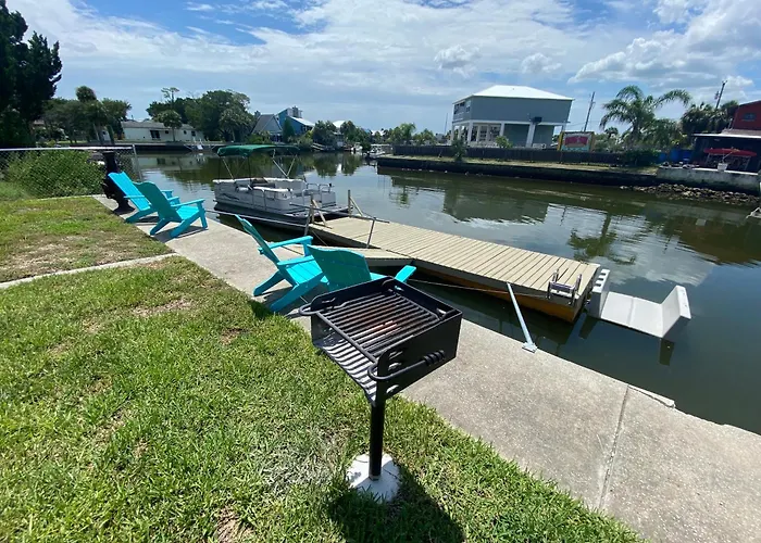 Cabin By The Sea - Waterfront Direct Gulf Access- Pontoon Boat Rental On Site Or Bring Your Boat- Paddlecraft Included