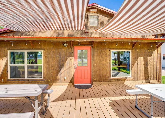 Lakefront Graford Home W/ Fire Pit + Private Dock!