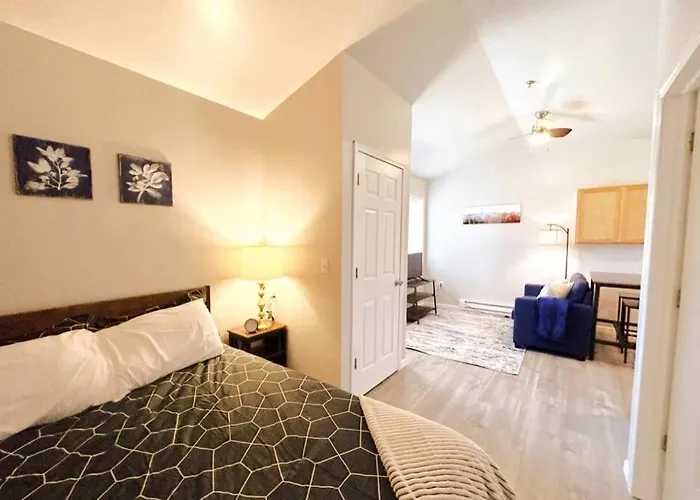 Cozy Studio Close To Ferry