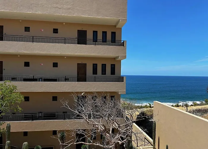 Waterfront Condo With Gorgeous Sunset Ocean Views