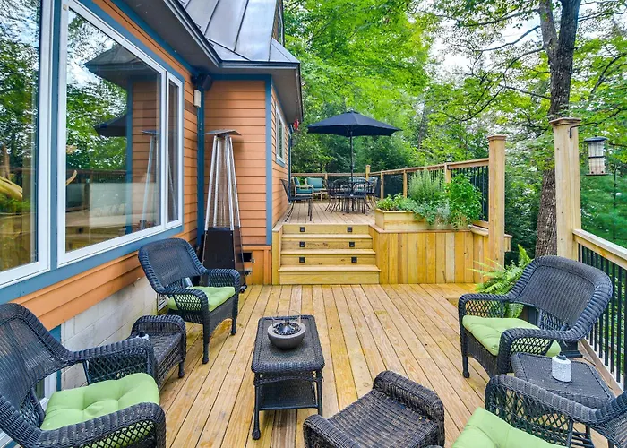 Beautiful Embden Pond Cabin W/ Dock & Kayaks!