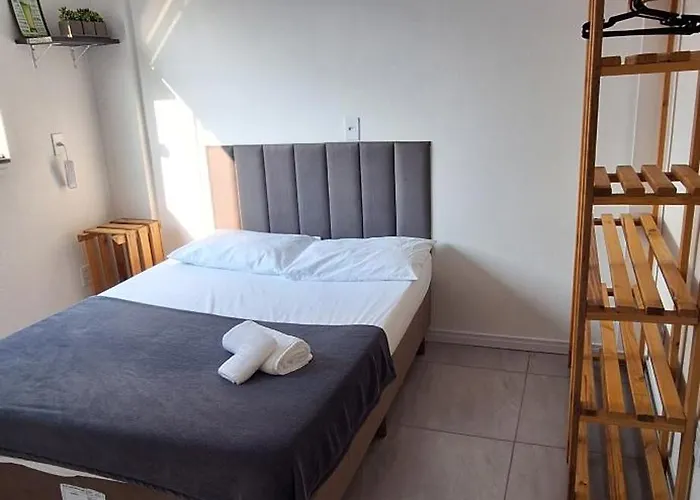 Quarto Privativo poucos minutos da Vila Germânica Oktoberfest