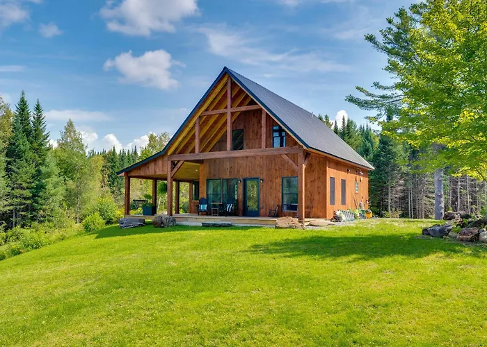 'Sunset House' Greensboro Forest Escape & Fire Pit