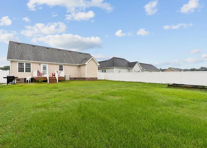 Charming Family Retreat With Spacious Yard Home