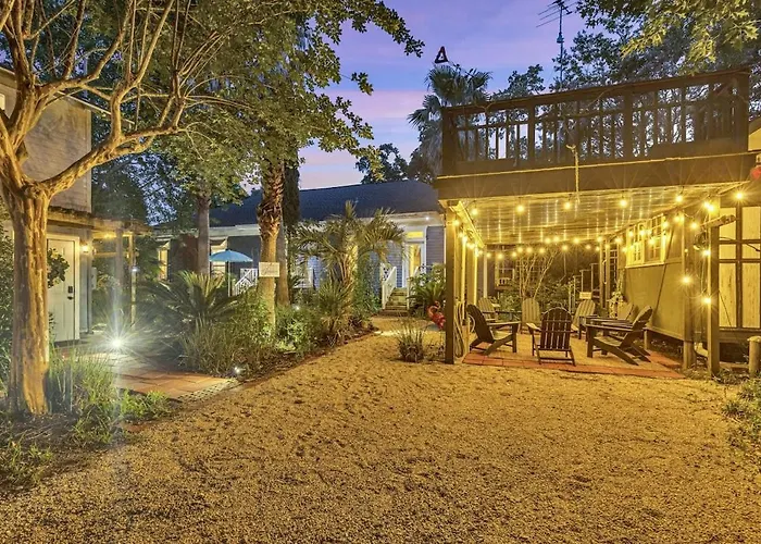 Bare Feet Bungalow -Close To Beach & Dog Friendly