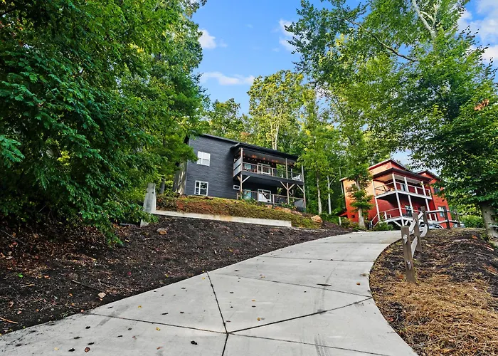 Luxury Cabin Near Asheville And Black Mountain