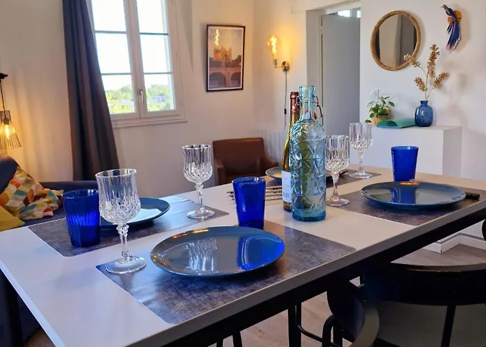 Appartement Loire Et Chateau, Hyper Centre, Vue Loire, Linge Inclus, 3Eme Etage