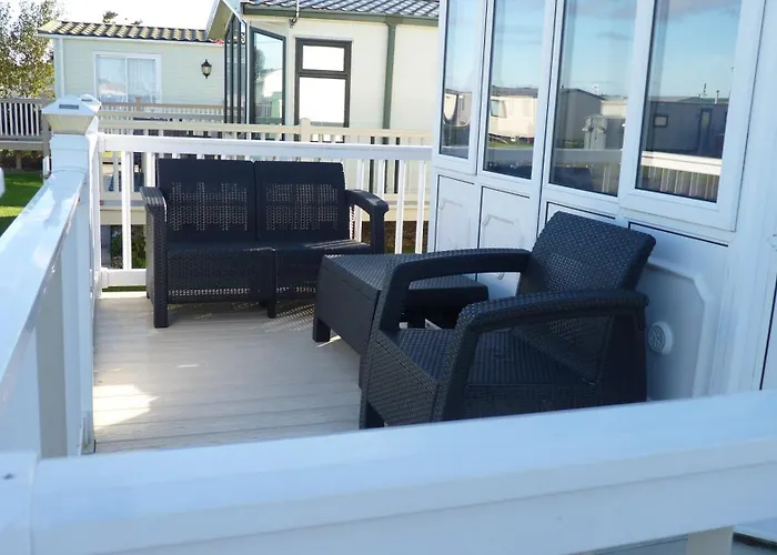 L3 Millfields 4 Berth Luxury Caravan Dg & Gch Family'S Only And Lead Person Must Be Over 30