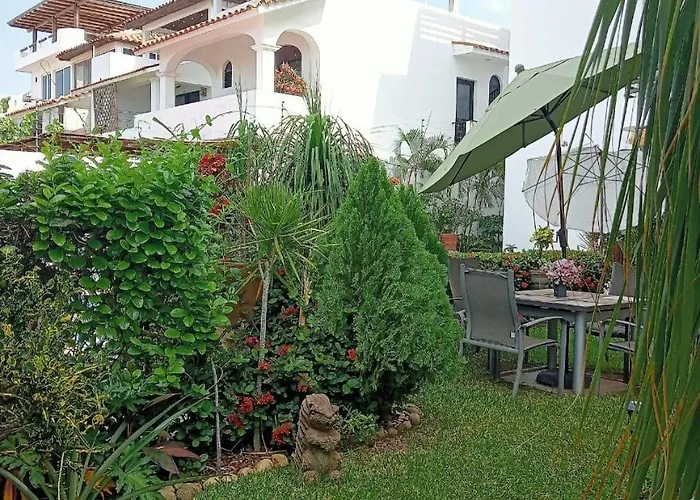 Apartment Tortugas - Rooms With Ac And Great Pool At 5 Min From Carrizalillo Beach And Benito Juarez Bulevard