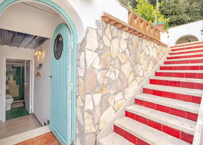 Villa Mariani - Italian Coastal Charm