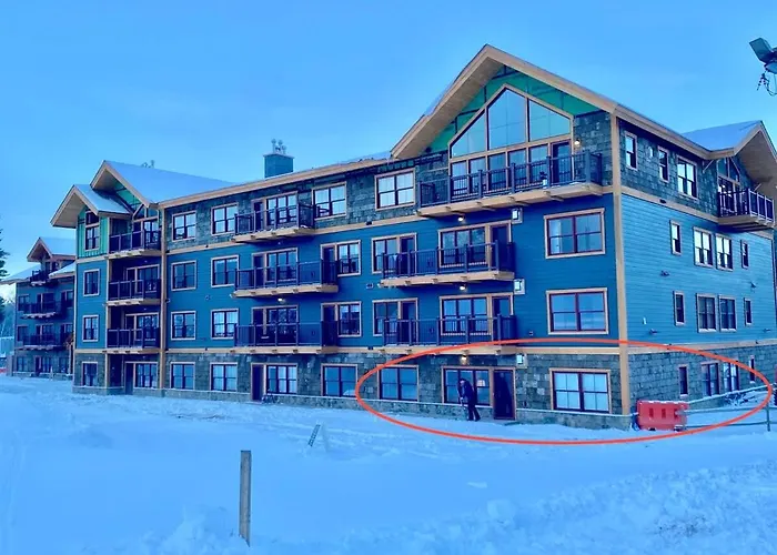True Upscale Ski In & Out Condo With Pool & Hot Tub