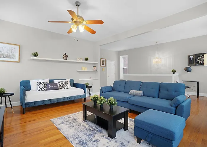 Spacious 3-Bedroom With King Bed & Prime Location