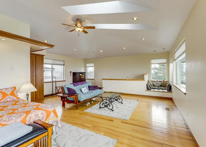 Crescent City Getaway W/ Panoramic Ocean Views!