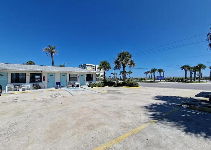 Coral Motel - Across From Public Beach Access