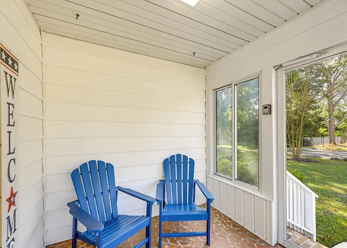 2 Mi To Downtown: Pet-Friendly Home In New Bern!