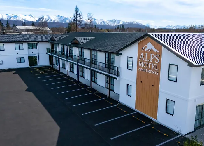 Alps Motel & Apartments