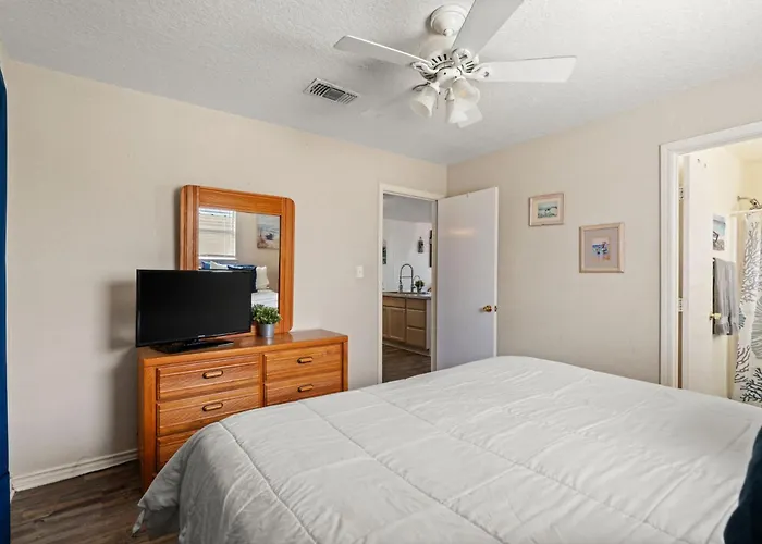 Oceanfront 2Br Cottage W Sunsets Views Comfy And Pet And Family Friendly