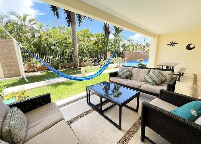 Spacious Apartment With Terrace, Pool And Beach Access