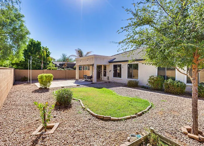 4 Mi To Surprise Stadium! Home W/ Furnished Patio