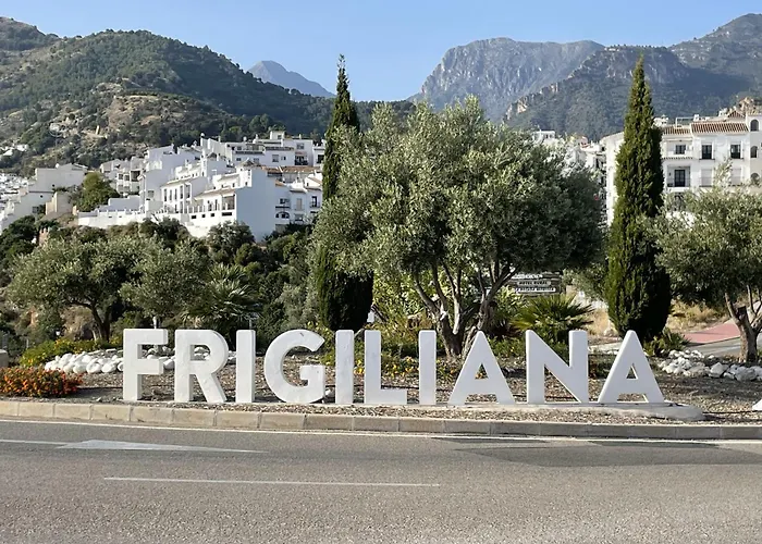 La Perla De Frigiliana Suites & Villa