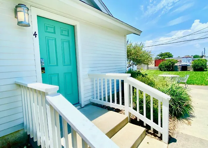 Oak Cottages 4