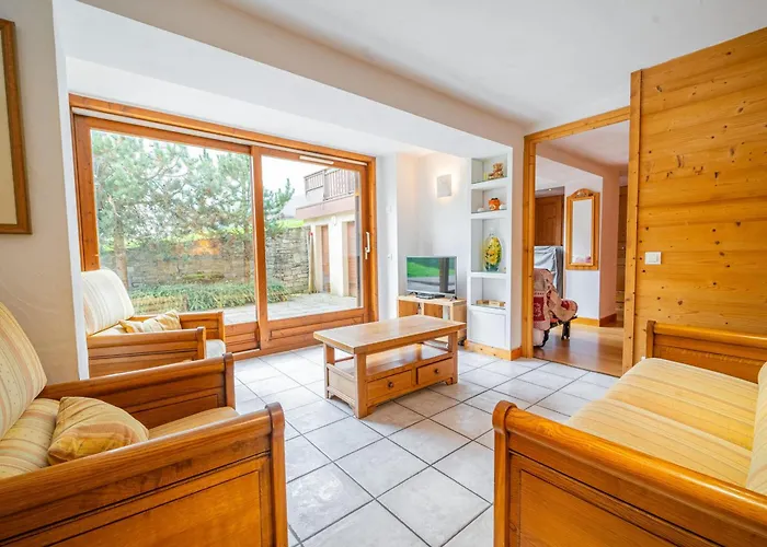 Appartement 3 Chambres Avec Terrasse, Centre Village, Piste Et Commerces A Pied, Garage Et Wifi
