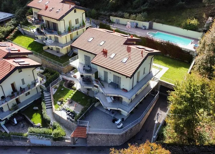 Vista Dolce Isola _ Lakeview Pool, Terrace & Garden Apartment