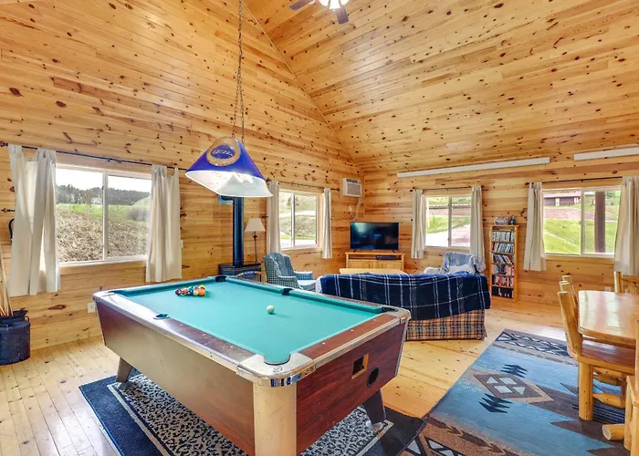 Wraparound Deck + Bbq: Pet-Friendly Deadwood Cabin