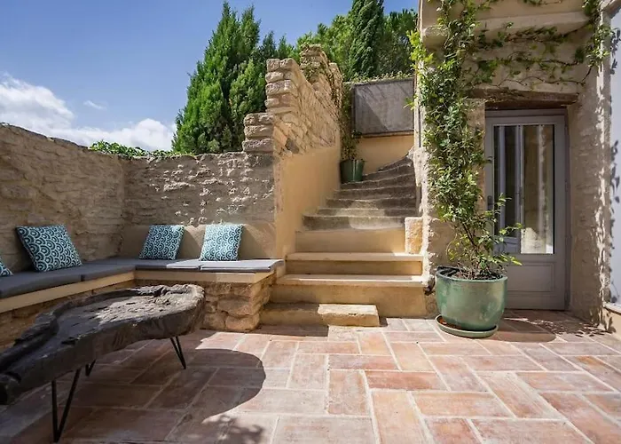 Maison D'Exception Au Coeur De Goult