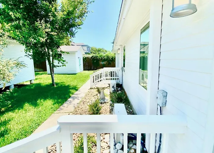 Oak Cottages 4