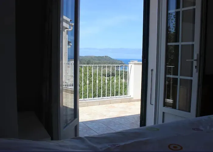 Villa Spacieuse A Saint-Florent Avec Piscine