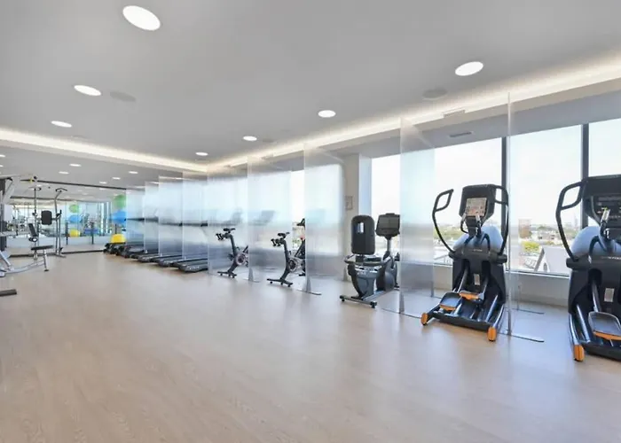 Central Square Penthouse Near Mit Harvard Wi-Fi & Gym