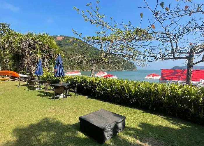 Suítes Pé na Areia