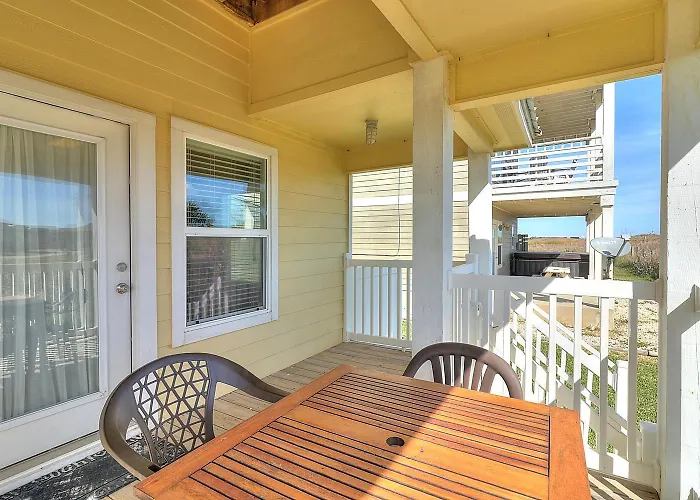 Buttercup Cottage Bv6