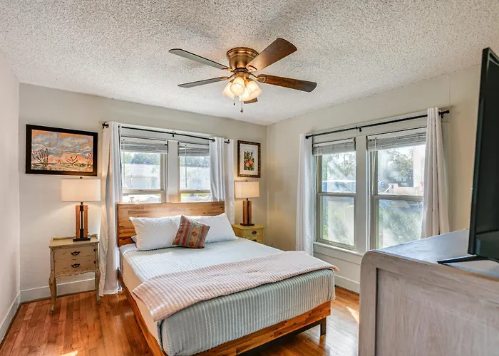 Fire Pit & Small-Town Charm: San Angelo Getaway!